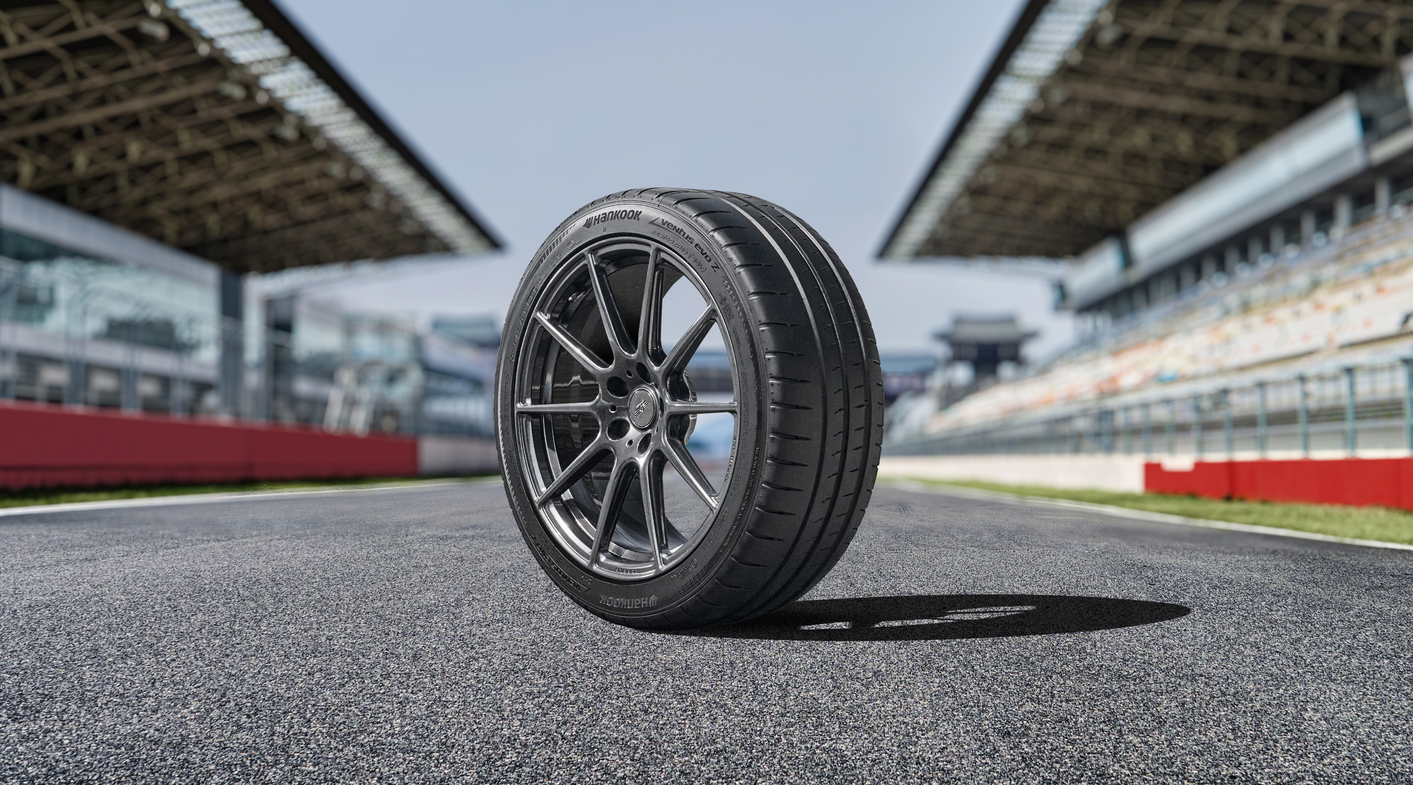 Hankook Tire & Technology-Tires-Ventus-evo-gallery-02